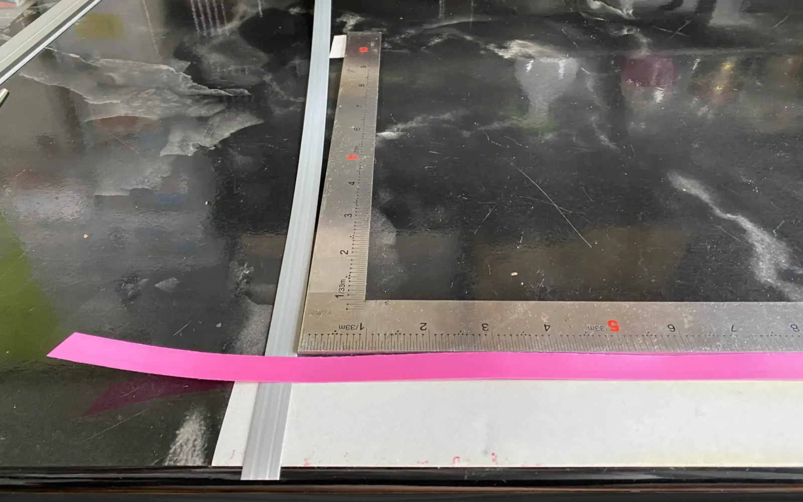 一番目の縦側素材の捻れた状態