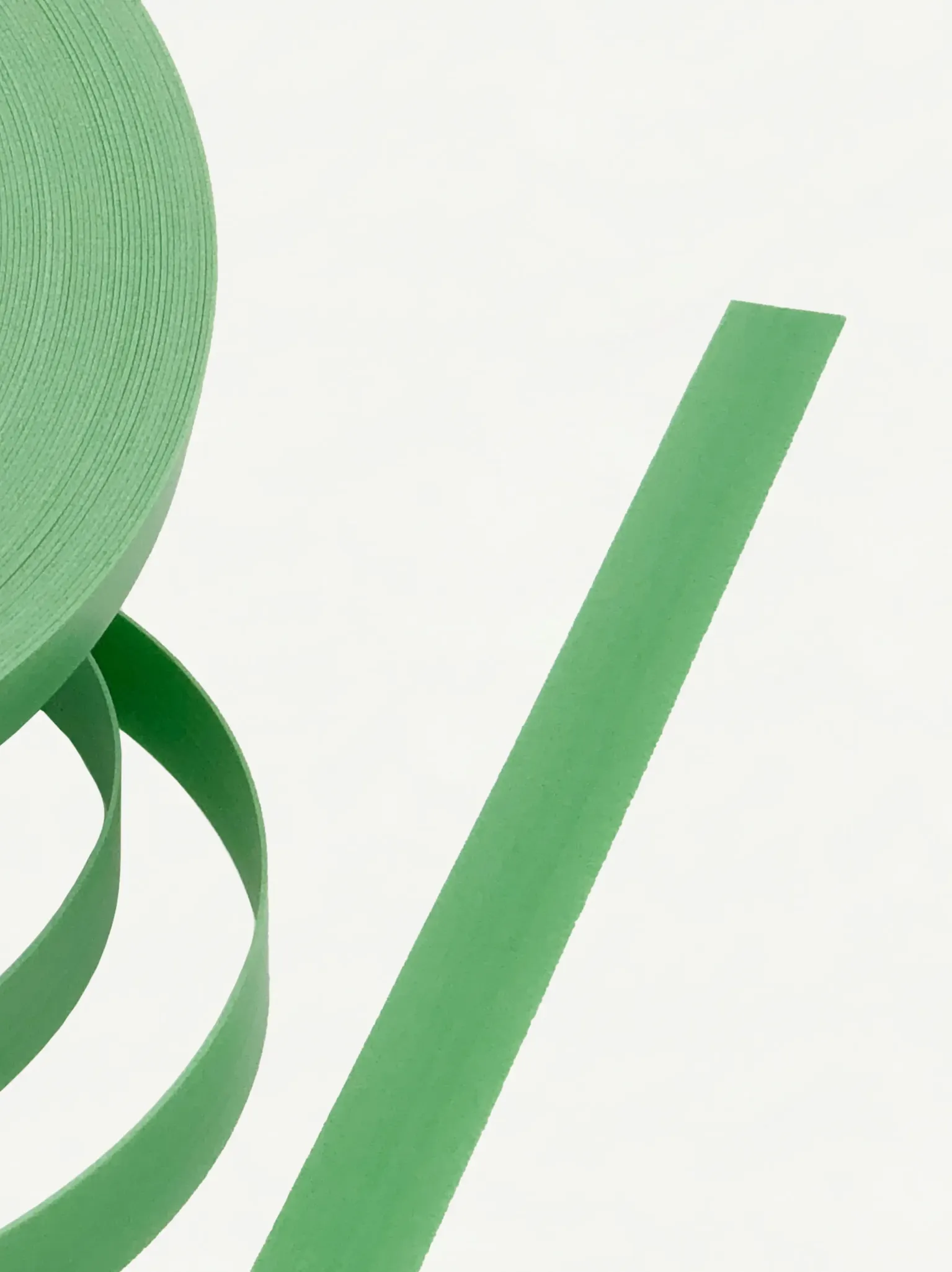 Fortuna Pearl Emerald Green 15mm | Texture-002 | PP Band for Crafting | Alaudae Japan