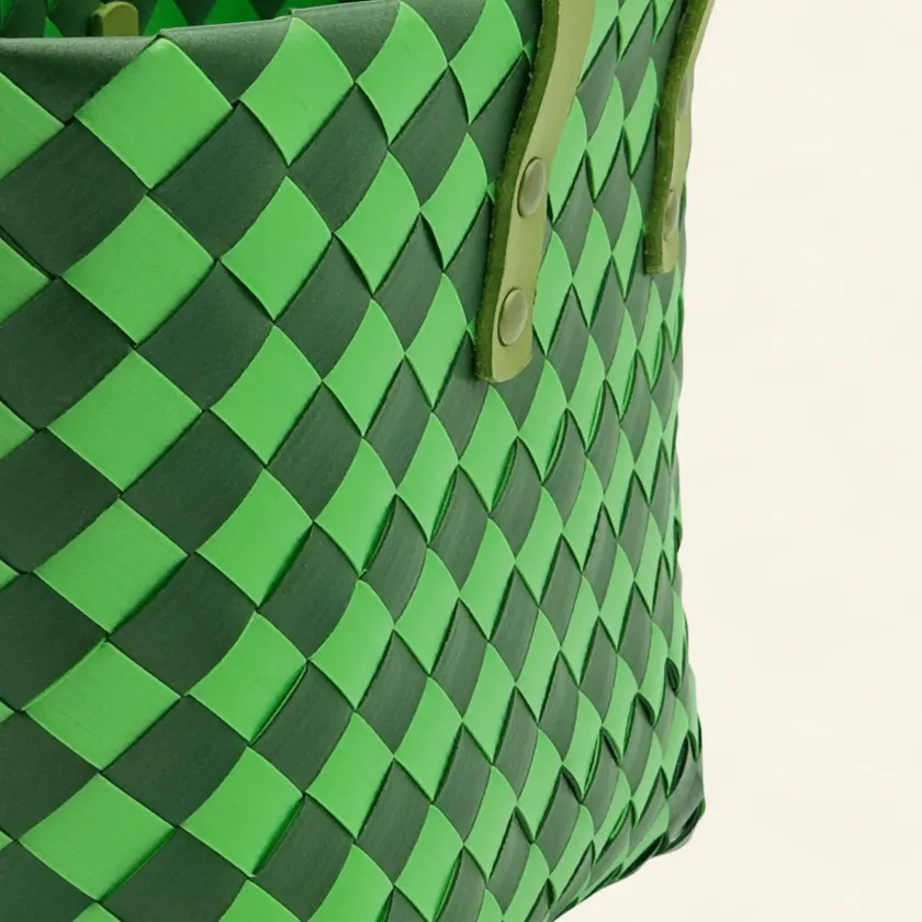 Prototype III | Mint Green × Dark Pine Green | Checkered Lattice | Genuine Leather Handle | Angle-004 | PP Band Craft | Alaudae Japan