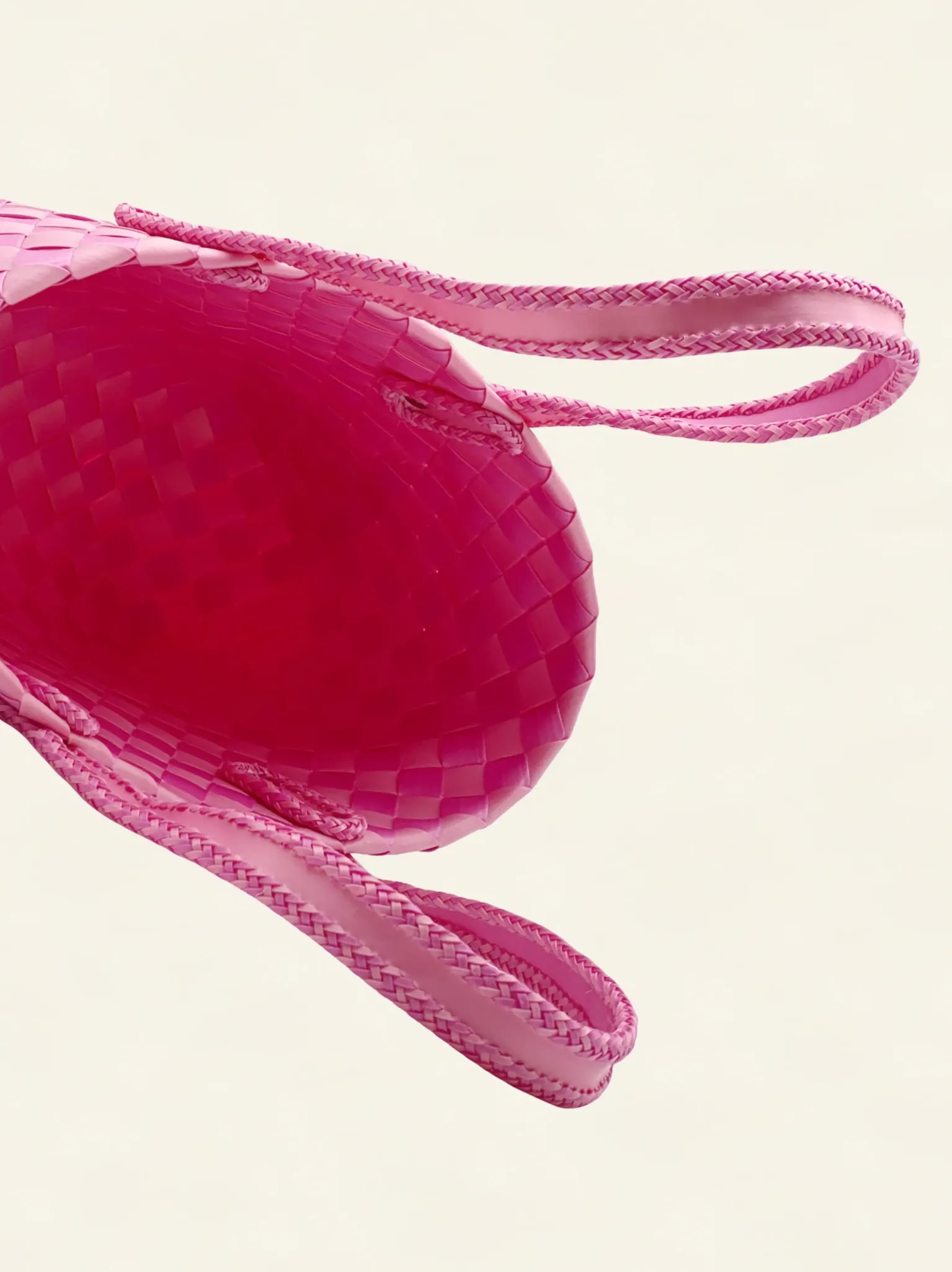 Prototype VIII | Light Coral Pink × Peach Blossom | Diamond Lattice 9-Cell | Stitched Handle | Front Close-up-048 | PP Band Craft | Alaudae Japan