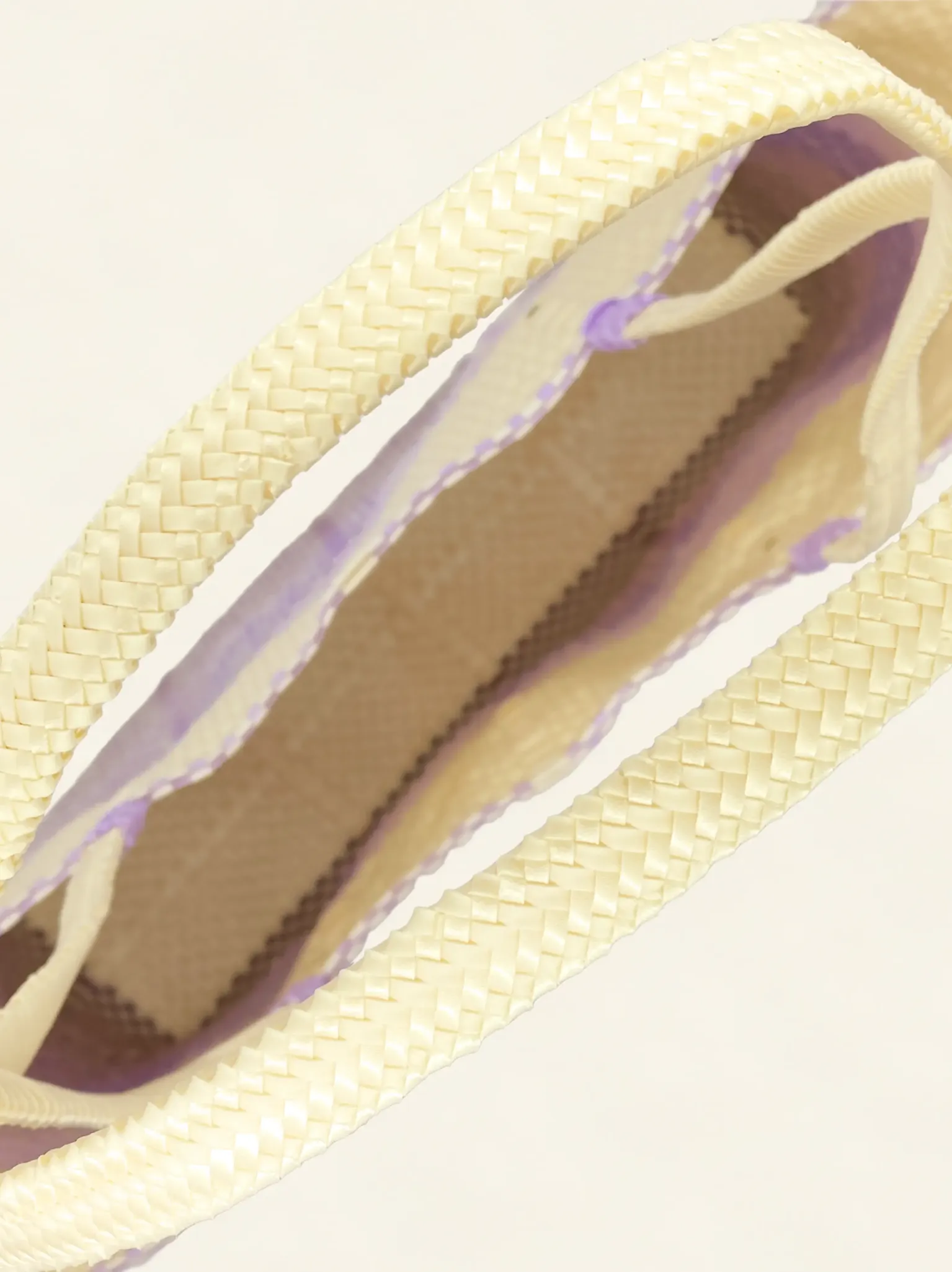 Prototype II | Ivory × Purple Gradation | Accordion Weave | Center Close-up-009 | PP Band Craft | Alaudae Japan