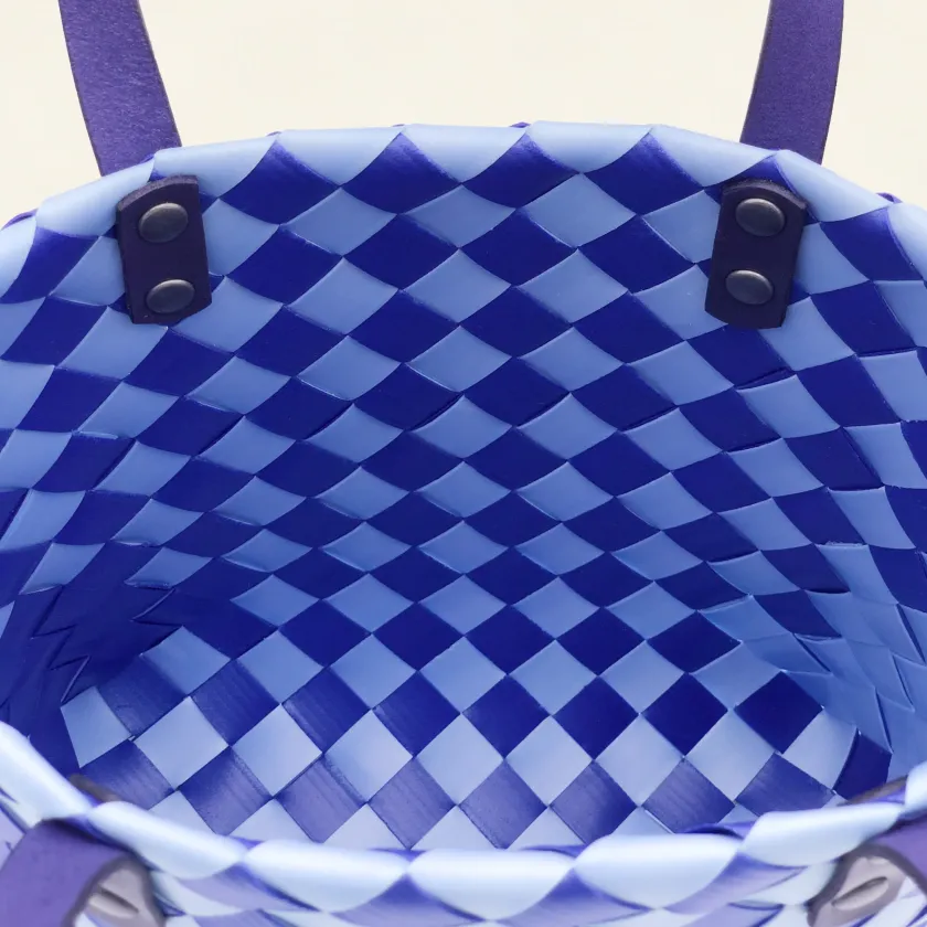 Prototype IV | Sky Blue × Lapis Lazuli | Checkered Lattice | Genuine Leather Handle | Center Close-up-007 | PP Band Craft | Alaudae Japan