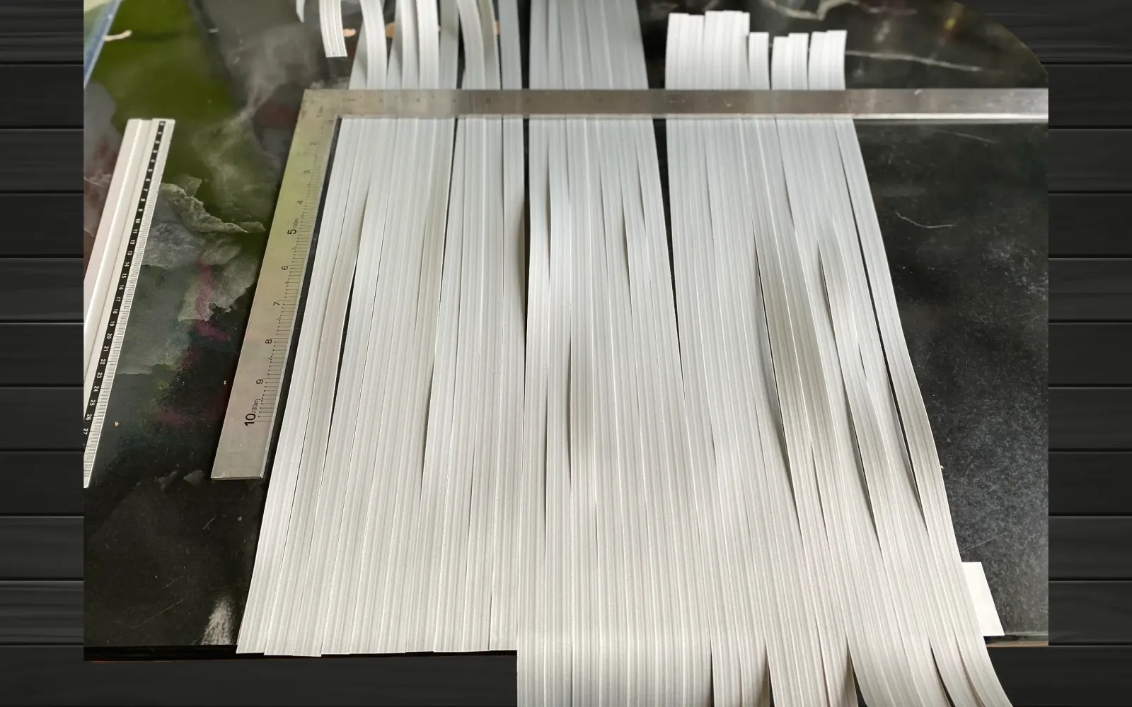 素材を縦に並べた状態