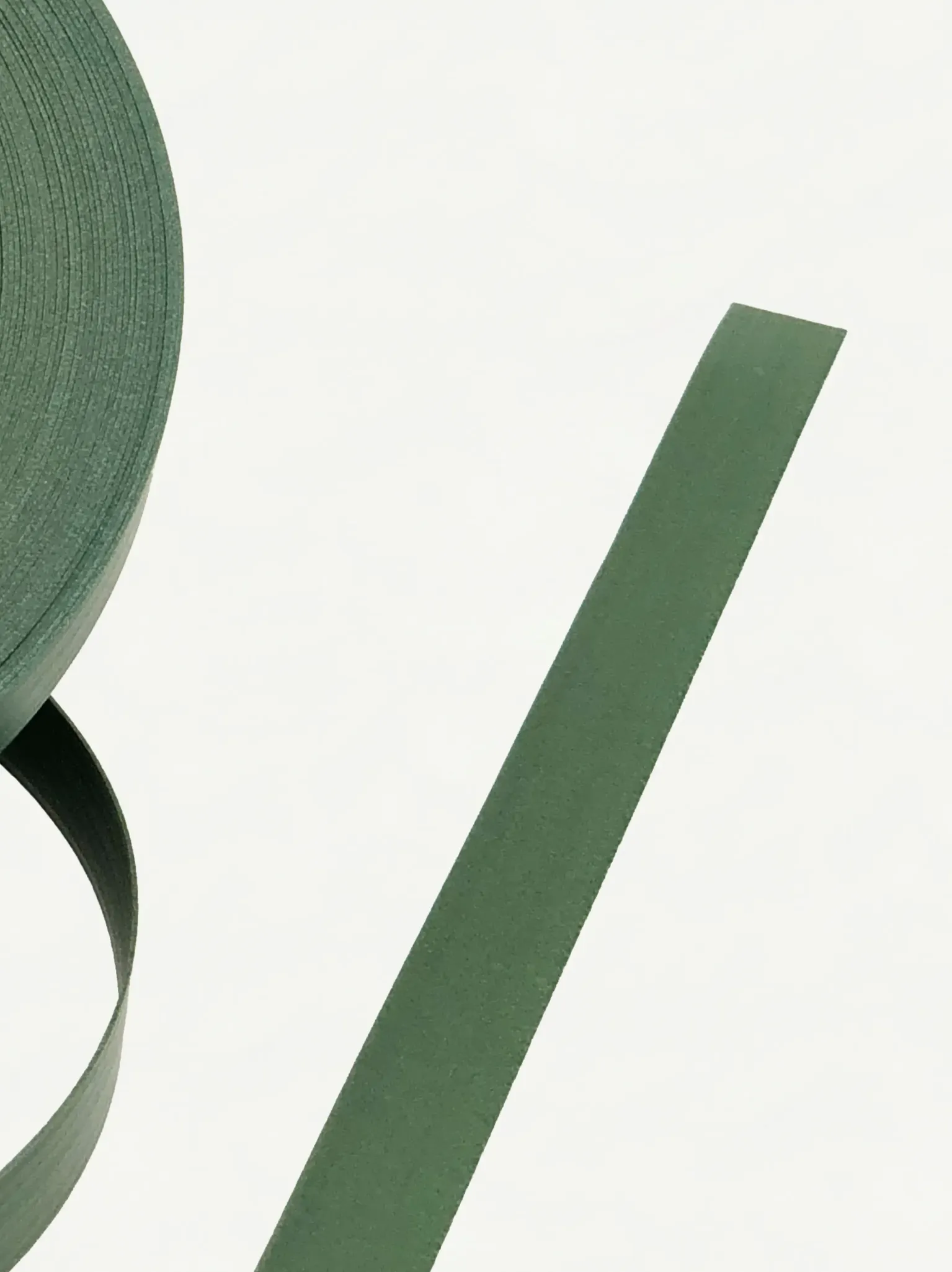 Fortuna Pearl Dark Pine Green 15mm | Texture-002 | PP Band for Crafting | Alaudae Japan
