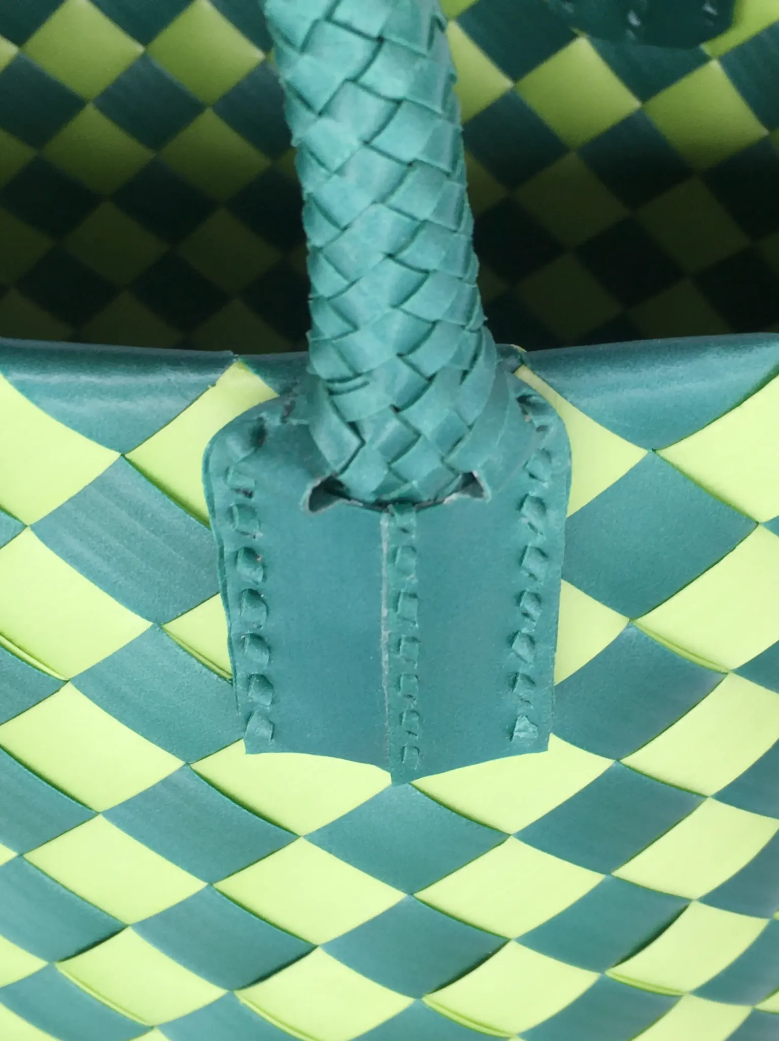 Prototype VII | Sap Green × Forest Green | Diamond Lattice 12-Cell | Side-Lay Close-up-018 | PP Band Craft | Alaudae Japan