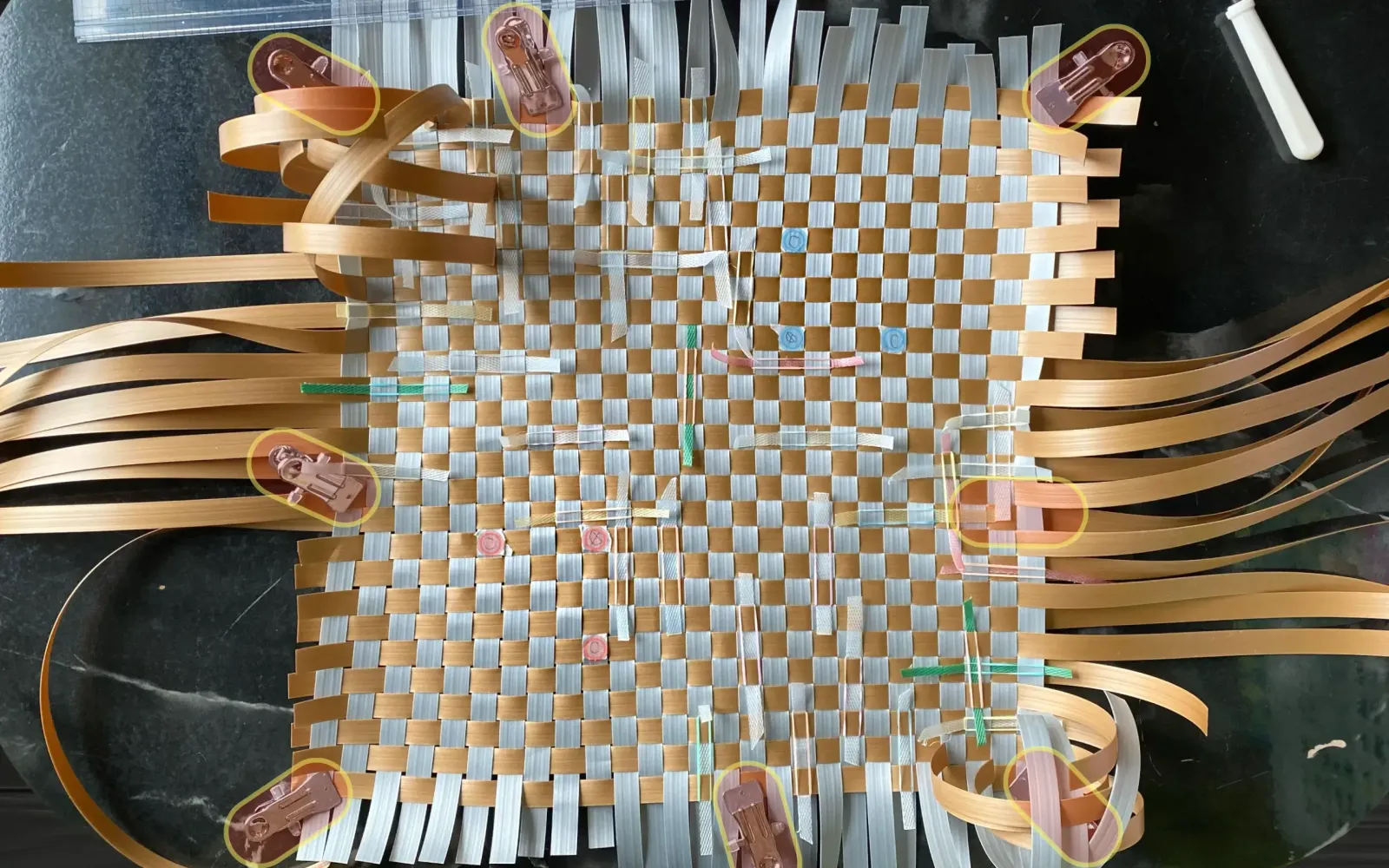 クリップ固定位置の例