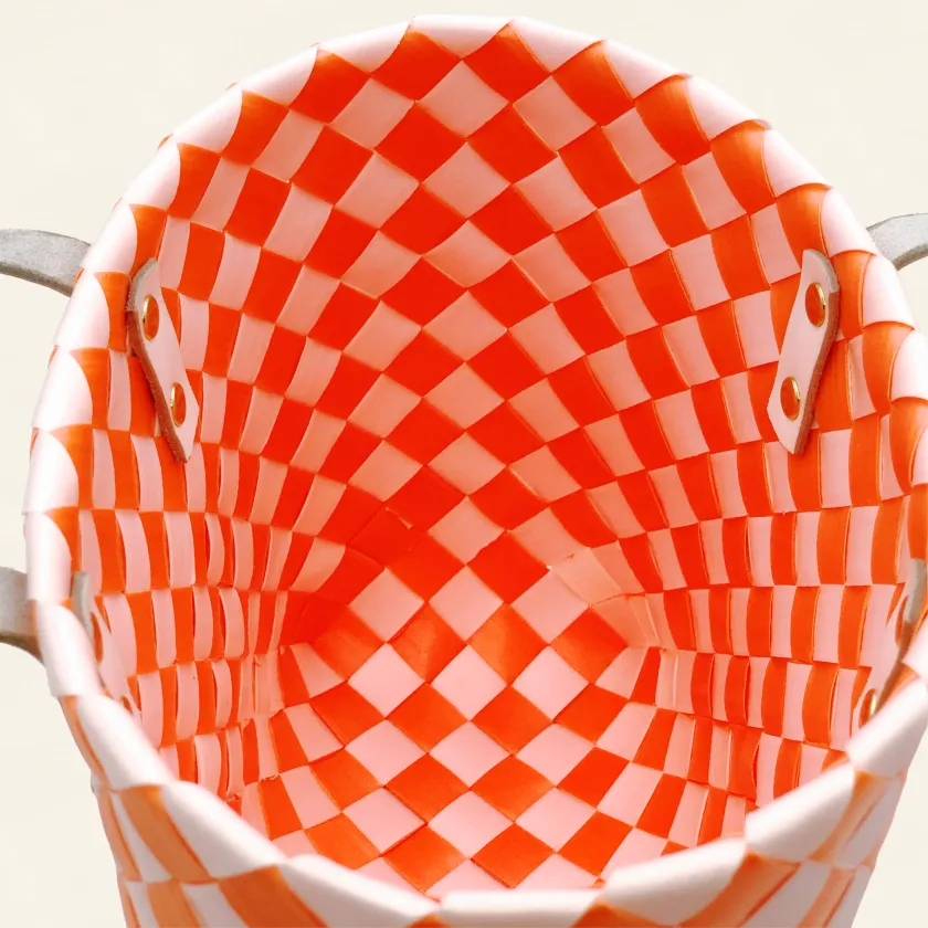 Prototype II | Deep Orange × Pure White | Checkered Lattice | Genuine Leather Handle | Inside Close-up-010 | PP Band Craft | Alaudae Japan
