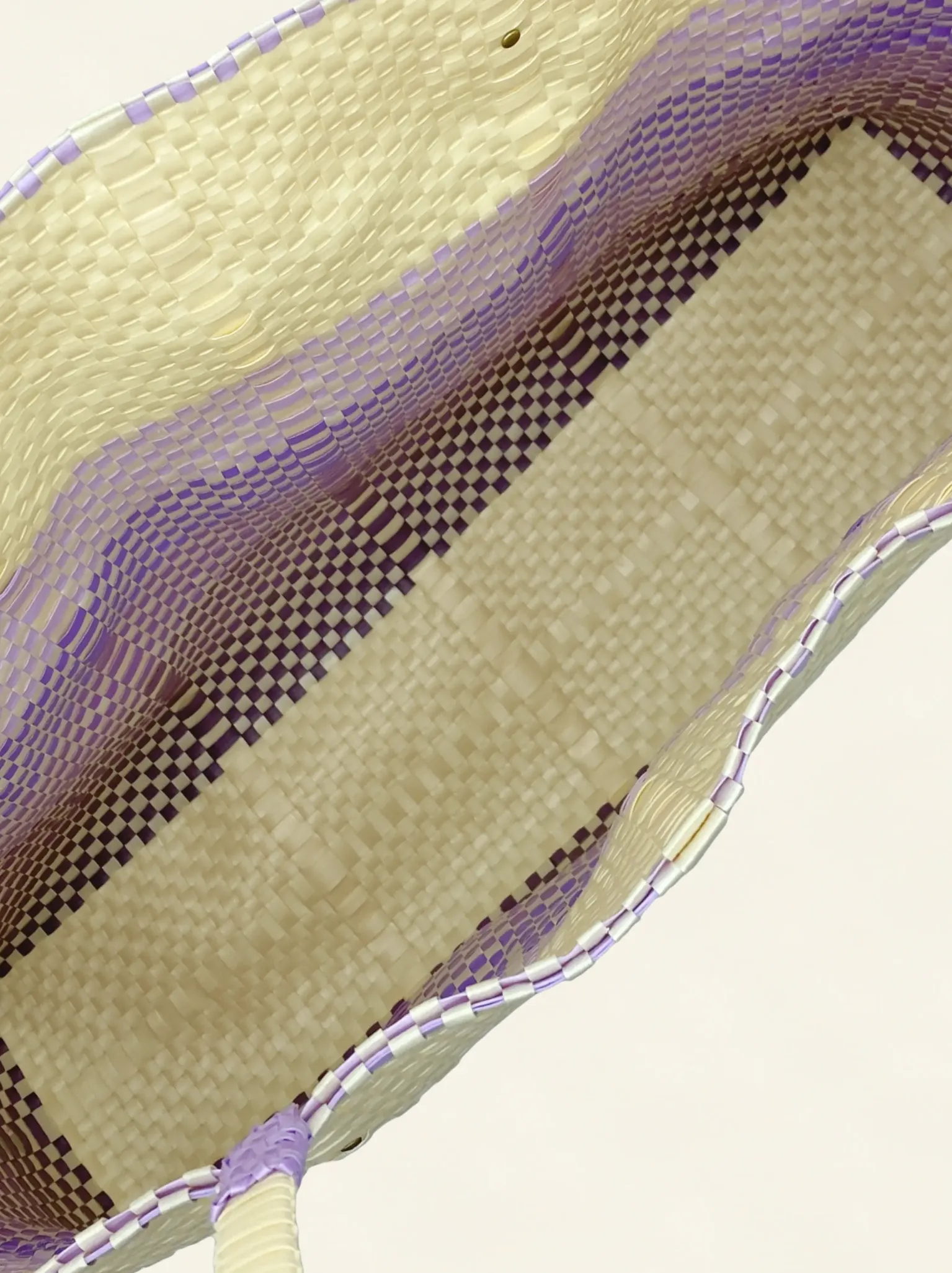 Prototype II | Ivory × Purple Gradation | Accordion Weave | Inside Close-up-010 | PP Band Craft | Alaudae Japan