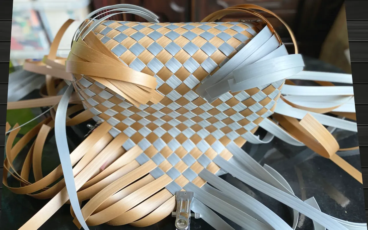 縦横素材の組み込み完了後、斜め視点の外側:横部分