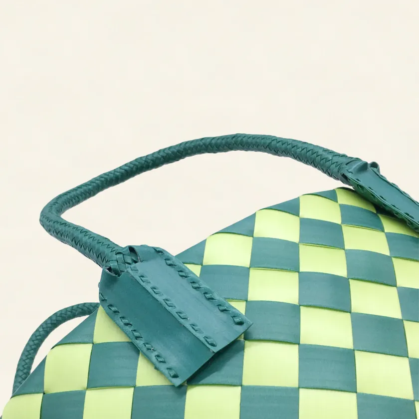 Prototype VII | Sap Green × Forest Green | Diamond Lattice 9-Cell | Side-Lay Close-up-021 | PP Band Craft | Alaudae Japan