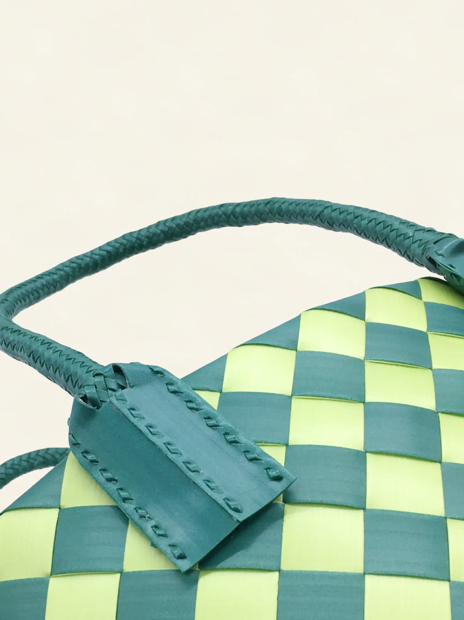 Prototype VII | Sap Green × Forest Green | Diamond Lattice 9-Cell | Side-Lay Close-up-021 | PP Band Craft | Alaudae Japan
